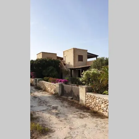 - La Rosa Del Mare Villa *